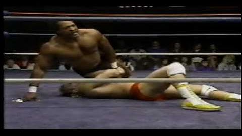 Tommy Angel v Ron Simmons