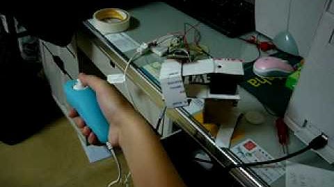 Robotic arm with wii nunchuk.flv