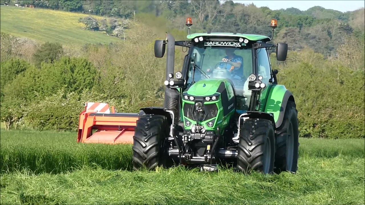 DEUTZ-FAHR 6165 Tractor With Mowers KUHN Busy Working