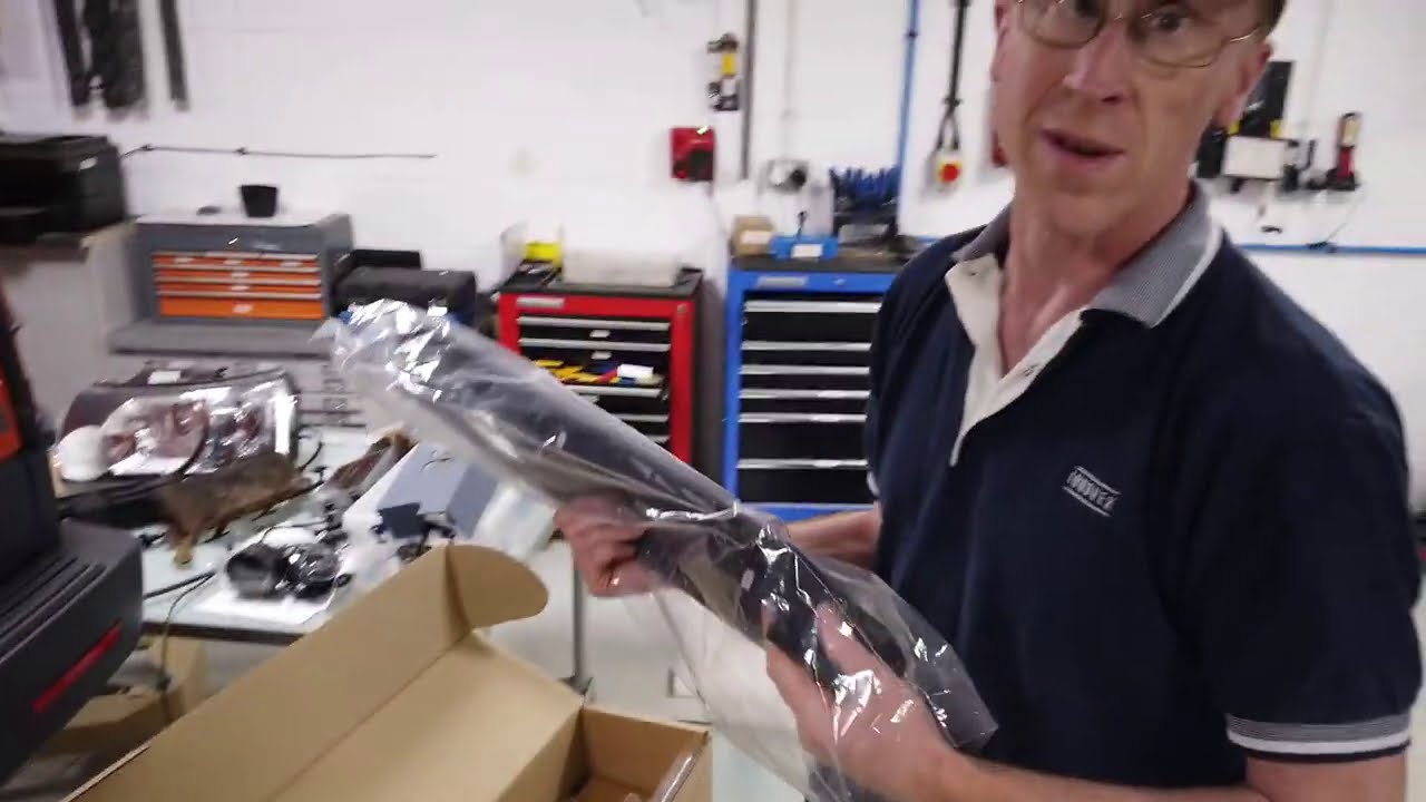 Fitting new Land Rover Defender 2020 checker plate accessory kit