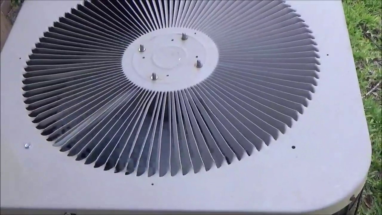 Charging my R22 a/c With R422D - YouTube