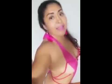 Irina Grández invitando a su publico