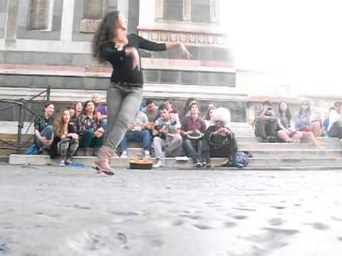 არხოტო (თბილისის თავისუფალი ვალდორფის სკოლის მე-12 კლასი ფლორენციაში)