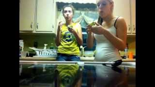 Eat apple under 1 min!!!