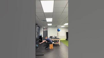 Seated SA Cable Row w:Head Turn