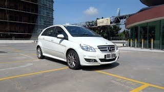 2011 Mercedes-Benz B 180 Start-Up and Full Vehicle Tour