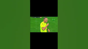 ضربة جزاء ضائعه لبنزيما امام أوساسونا 