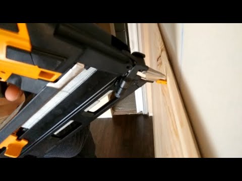 FEATHER EDGE FENCE | BATTERY NAIL GUN #fencing #dewalt - YouTube