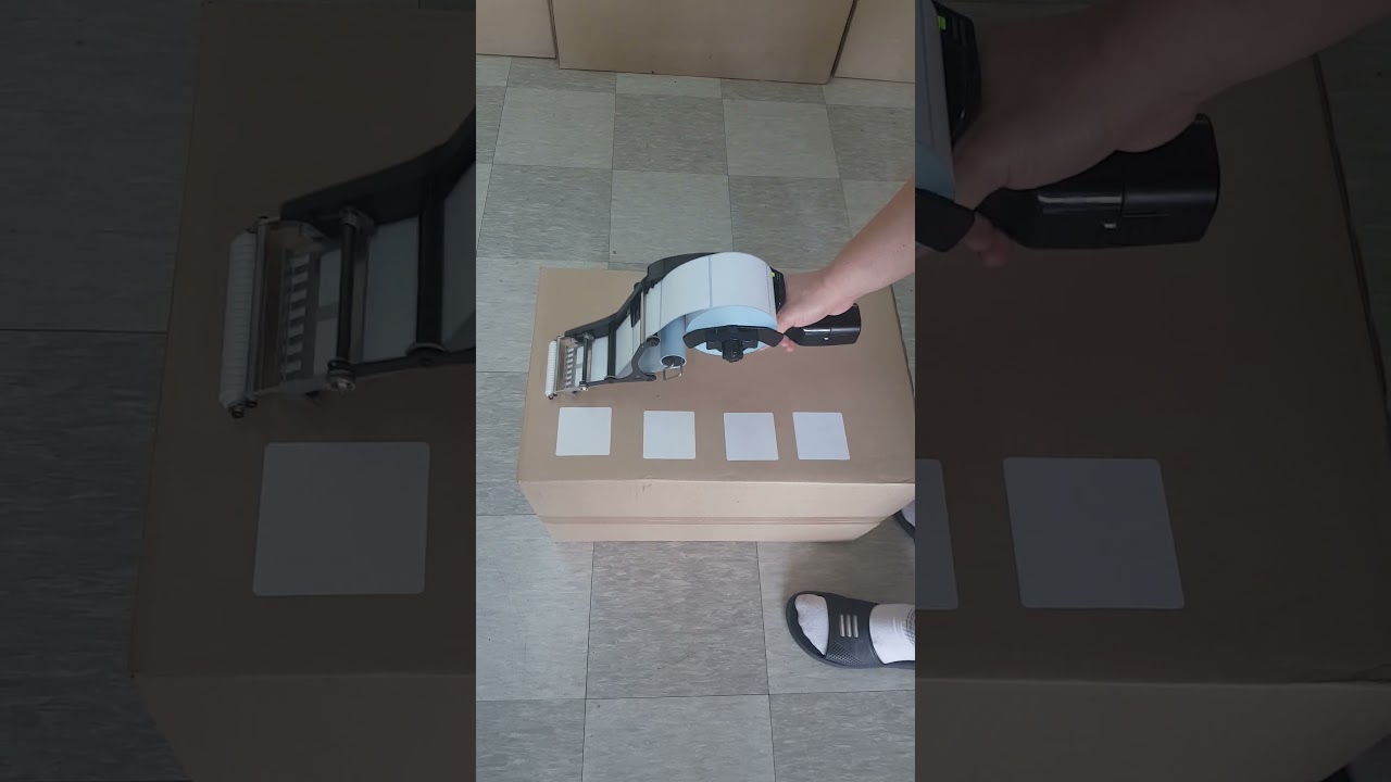 Label Applicator = Automatic;Portable;Handheld;Hanging up;To attach Label on Fruits, Boxes, Products