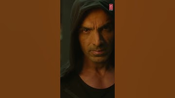 "Baap Ki Tope"  | #MuscleManJohn in Action💪🏼 , Divya Khosla Kumar | #SatyamevaJayate2 #Shorts