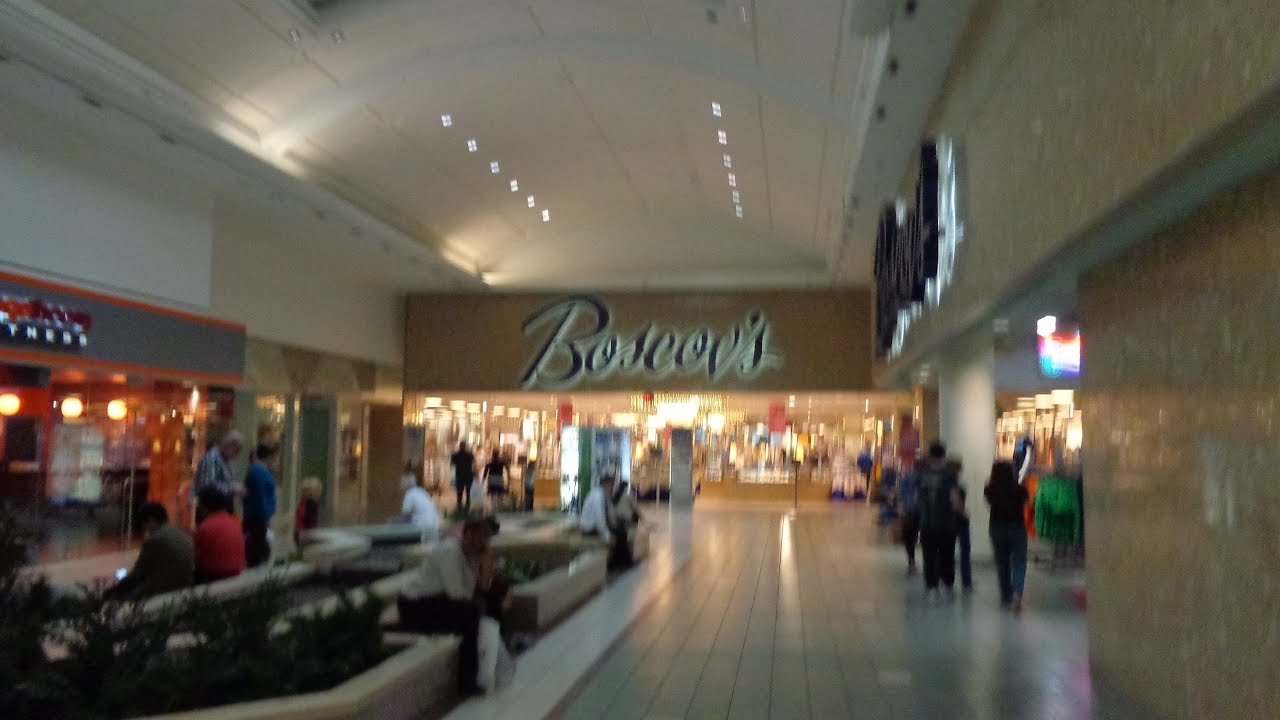 Boscov's Moorestown Mall Moorestown, New Jersey (Otis Escalators)