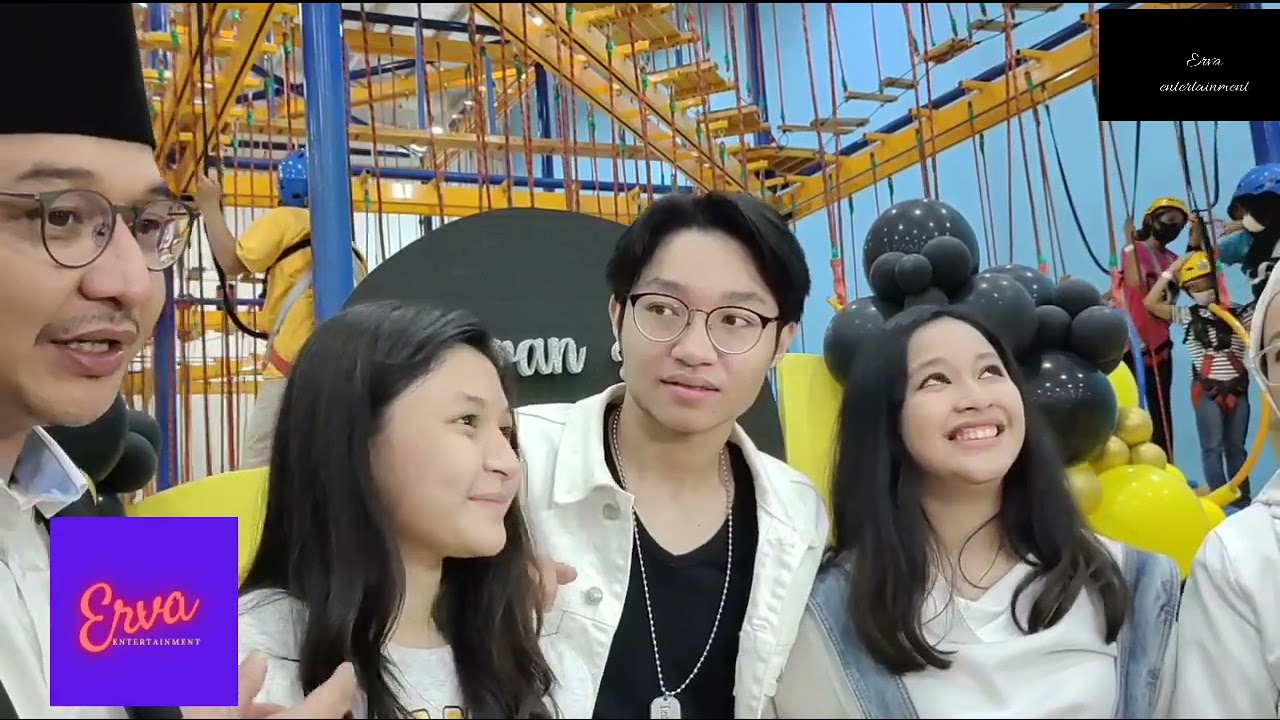 Momen ultah Shakiena Azalea ke 16 minta kado dari ayah Pasha,Kiesha Alvaro sebuah skateboard