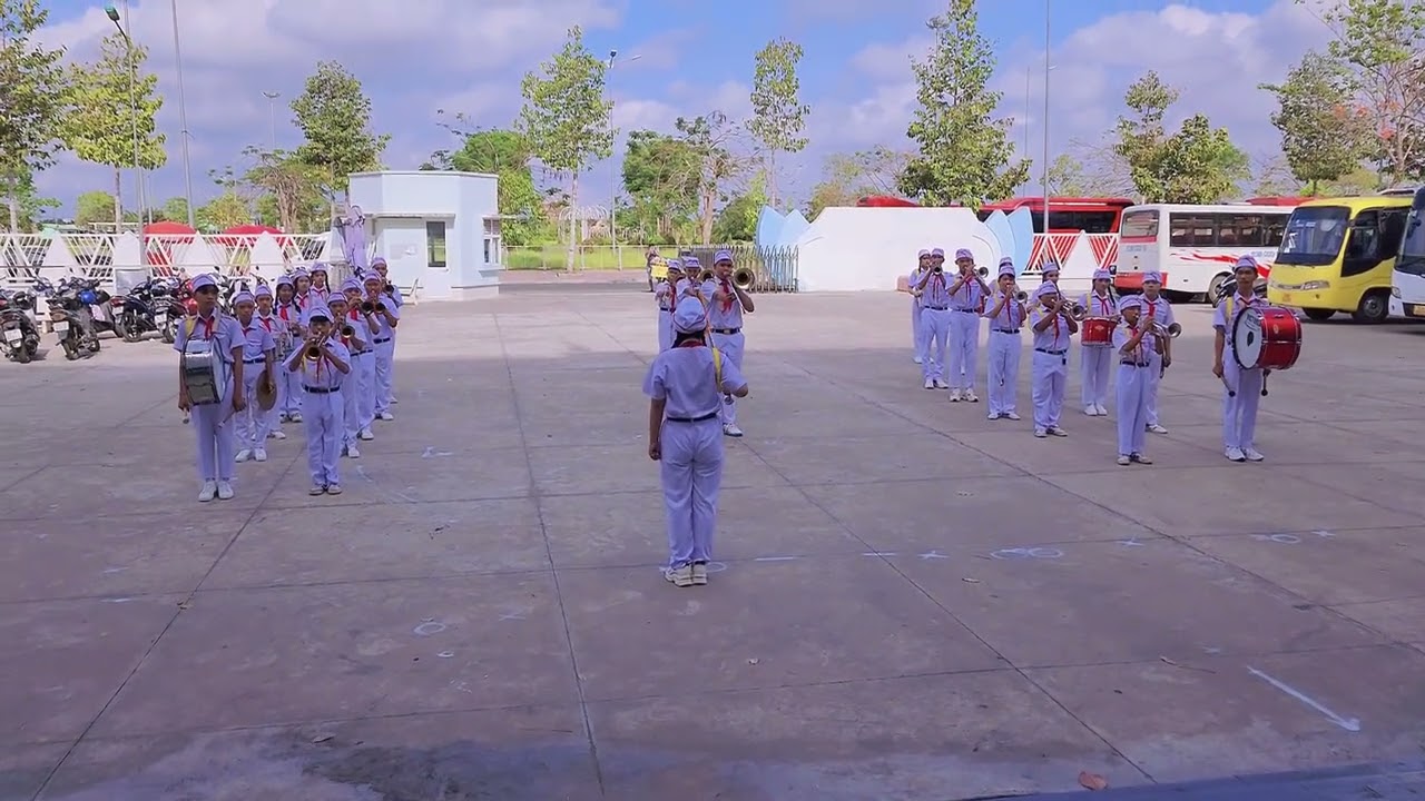 Phần thi của trường THCS Tân Hòa Thành Liên Hoan Tiếng Kèn Đội Ta tỉnh Tiền Giang 2023-2024