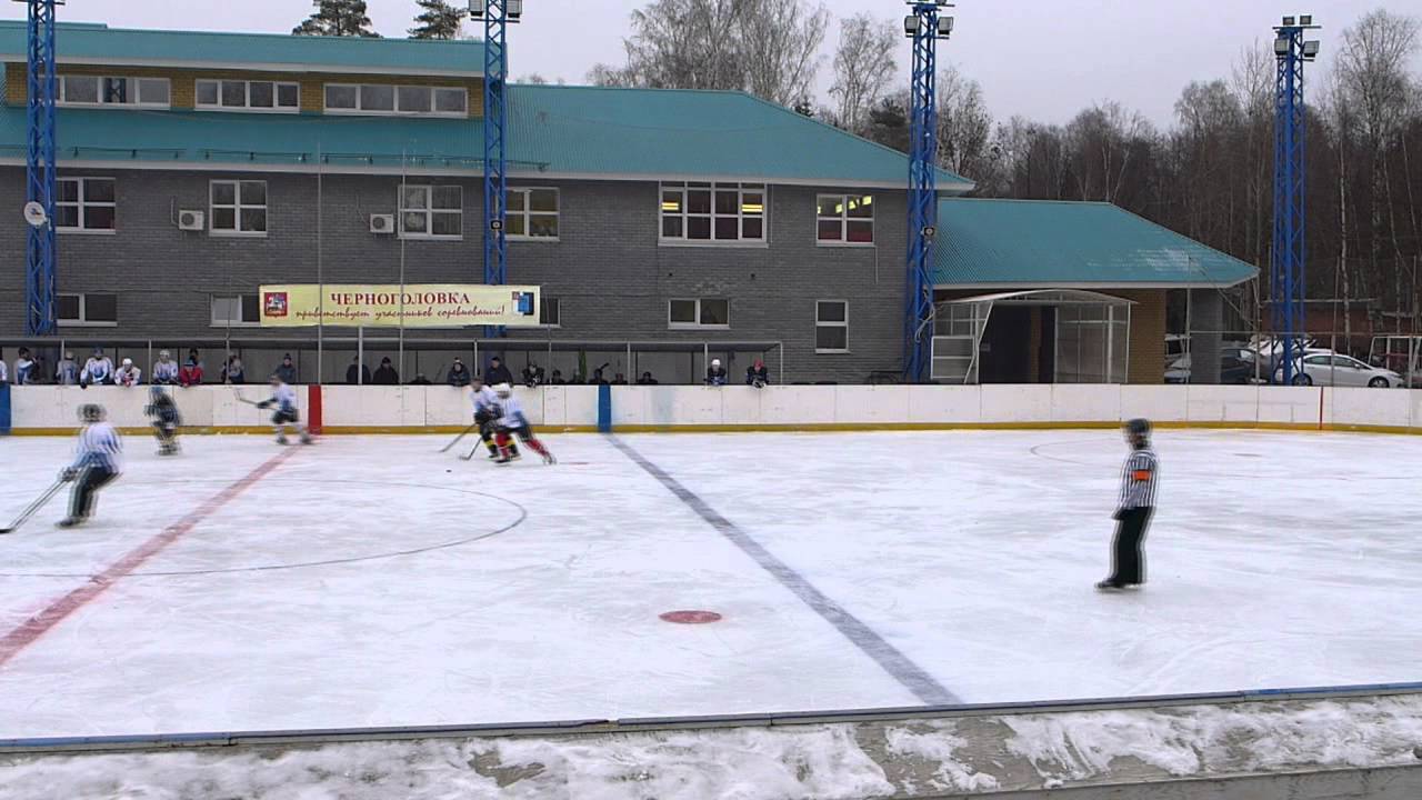 Нападение в черноголовке