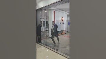 Return roll-up invisible screen door, screen net zipper welding process, windproof and anti-pressure