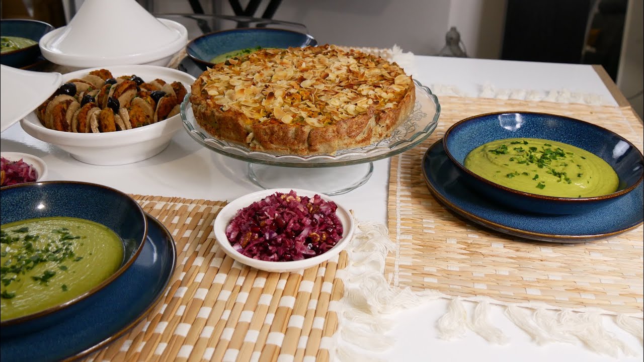 فطور وسحور/تورتة البطاطس/ميني بطبوط معمر/شوربة الجلبانة/تحلية الفواكه الحمراء/تحلية التمر والتفاح