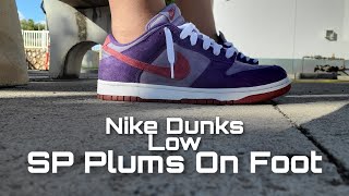 dunk low plum on feet