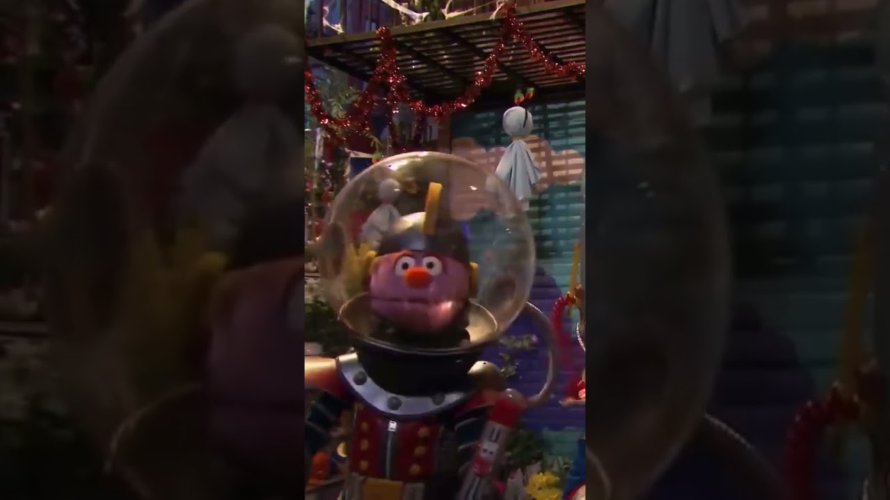 Irwin Found The Alien On The Planet Mars