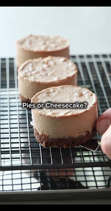 Pies or Cheesecake? #pies #pie #cheesecake #dessert #sweet #sweetfood #sweets #food #foodie