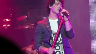 Jonas Brothers - Still in Love With You