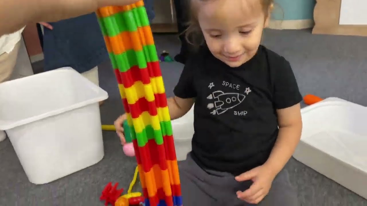 YAMAÇ BEBEK OKULUNA GİTTİ ÇOK EĞLENDİ OYUN PARKI VLOG