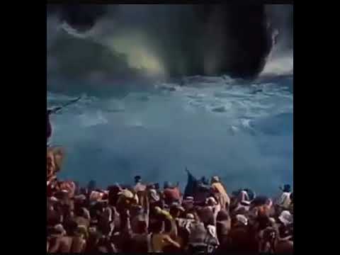 Musa Agawanya Bahari Na Wana Wa Israel Mungu Yupo Asee