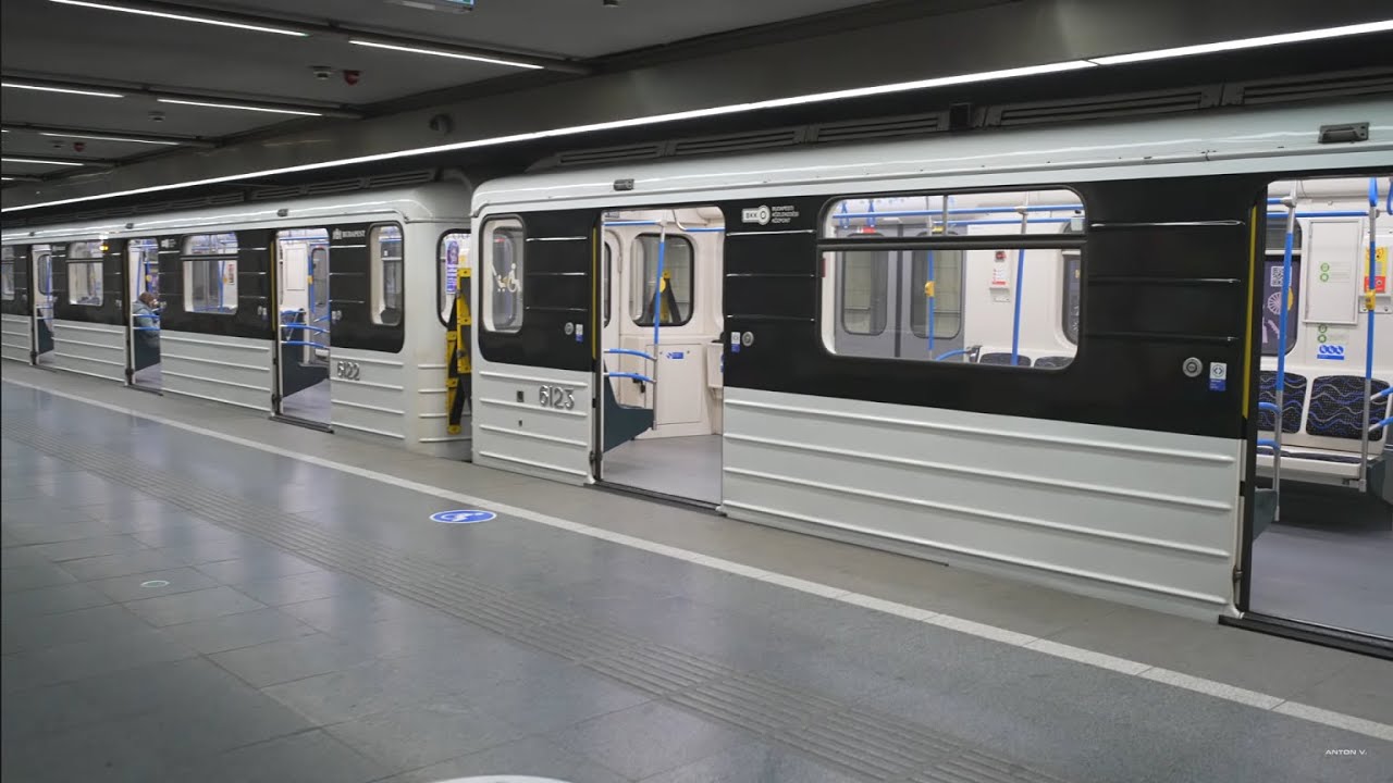 Hungary, Budapest, Metro night ride from Újpest-központ  to Lehel tér