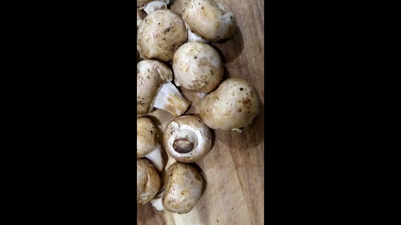 How To Clean And Cut Fresh Mushrooms Homebody Eats