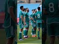 جزائري والدم حامي المنتخب الجزائري  