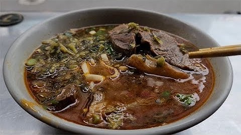 不起眼的台北小店，牛肉面虽然有点小贵，但味道真不错，好吃