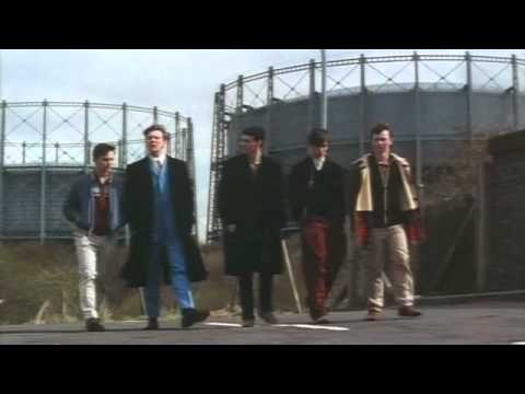 Small Faces (1996) - kicking scene