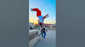 عامل نفسي مش داري 