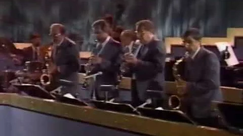 Glenn Miller - A Moonlight Serenade 1984 (stereo)
