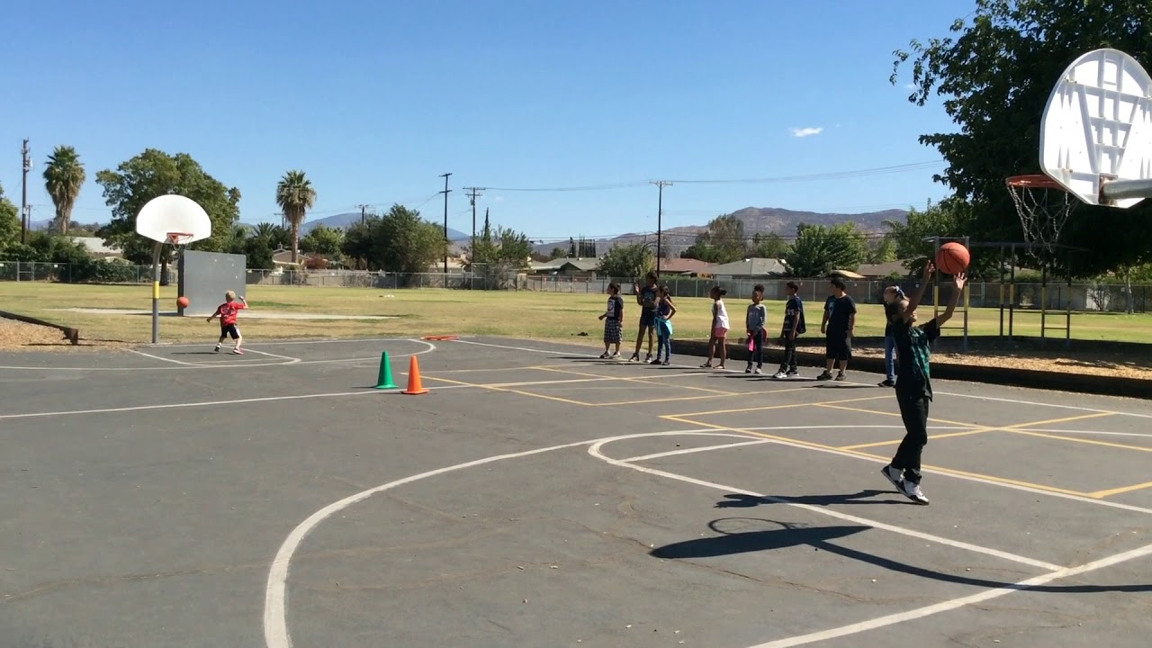steal-the-bacon-basketball-game-youtube