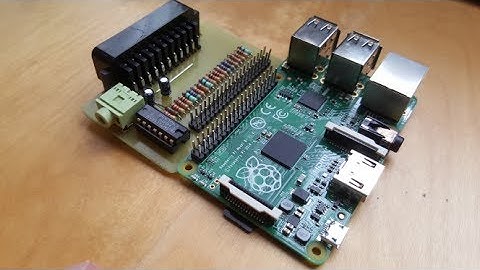 Raspberry Pi RGB video output via GPIO on 15KHz Sony PVM - Retrogaming with Arcade Emulator