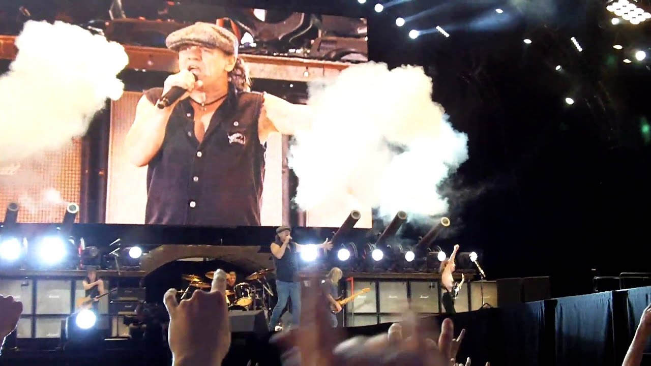 AC/DC - For Those About To Rock - LIVE - YouTube