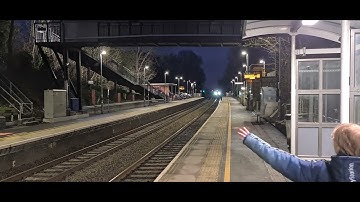 class 800 with tones