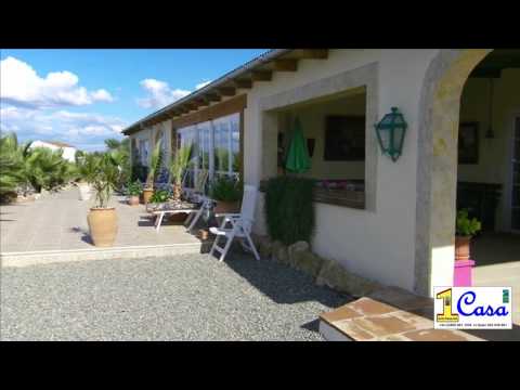 4 Bedroom Villa For Sale in Coín, Málaga, Spain for EUR 875,000...