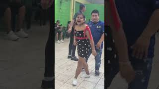 Un Espectáculo Único De Baile Con Bessy Y Dany