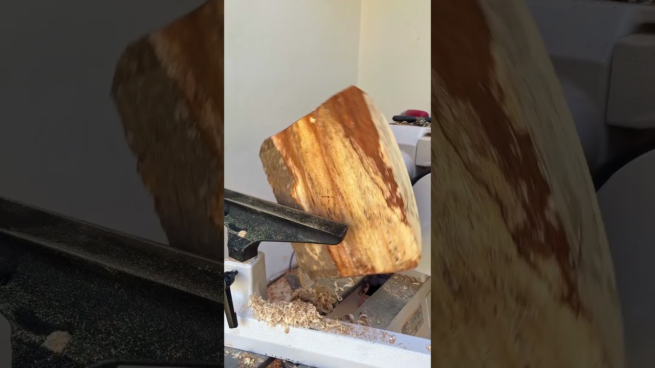 Something SQUARE on a Lathe?? #woodturning