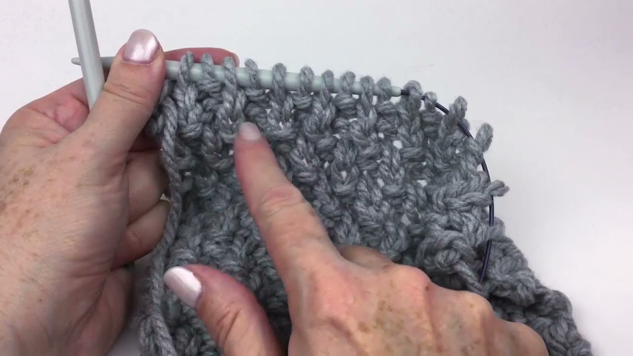 How to Work Double Moss Stitch - YouTube