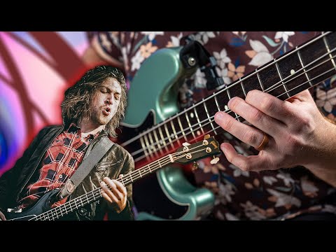The WICKED bass riff in this new Queens of the Stone Age song..