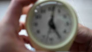 Часы будильник Севани. Лот 02119М