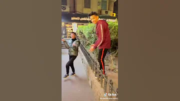 مقطع صغير لسه مخلص حجر شيشة ابن حرام اتحداك ما تضحك 