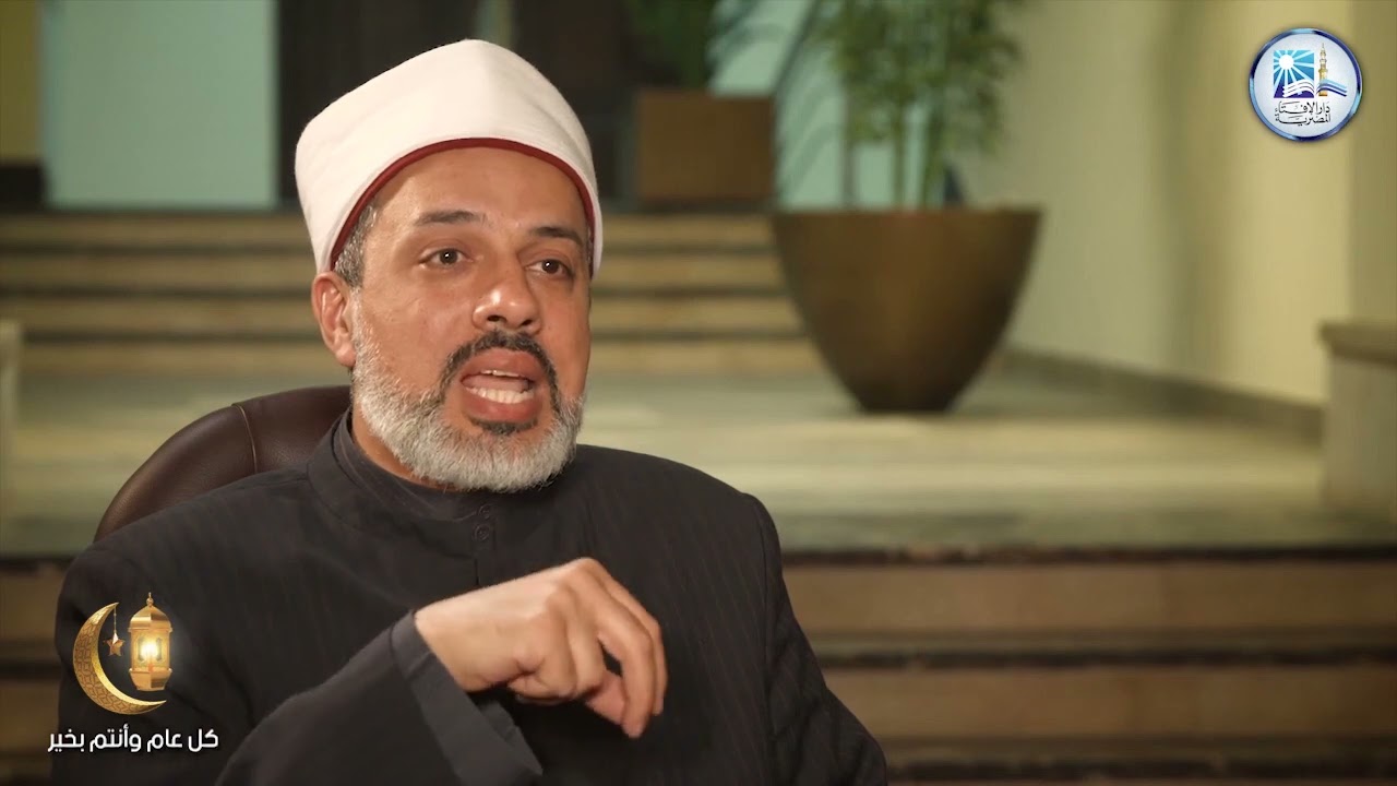 هل يجوز قراءة القرآن من المصحف أثناء الصلاة؟