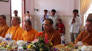 Tác bạch cúng dường tại tư gia mùa An Cư Kiết Hạ