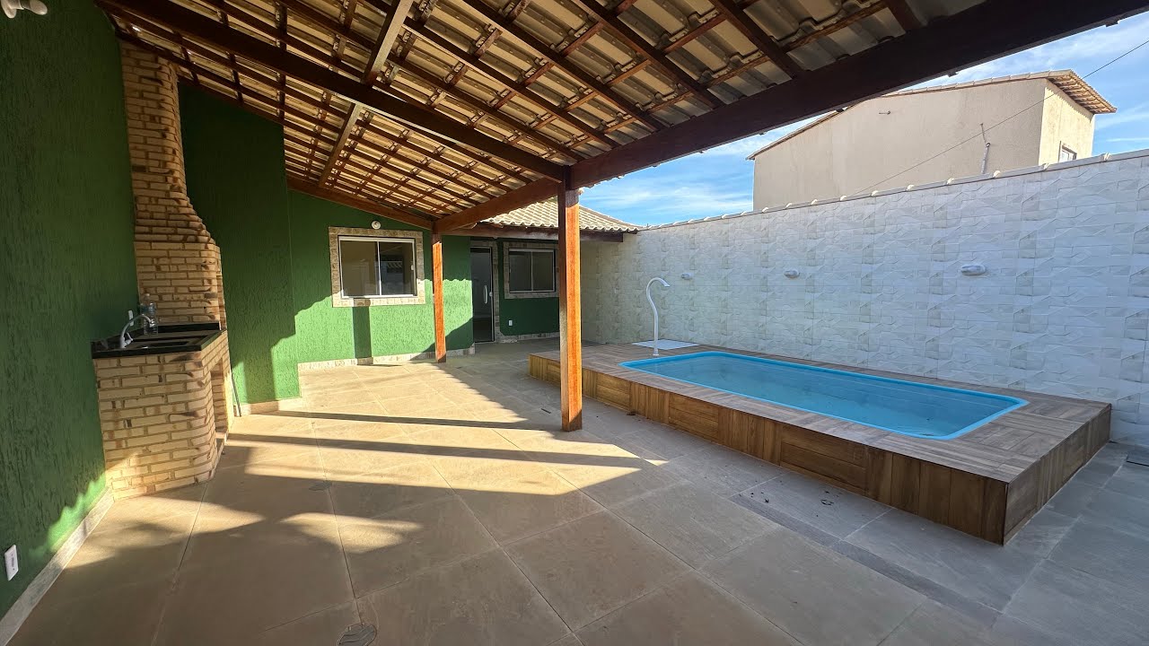 Linda casa com piscina no Terramar - lado praia de Unamar - Cabo Frio