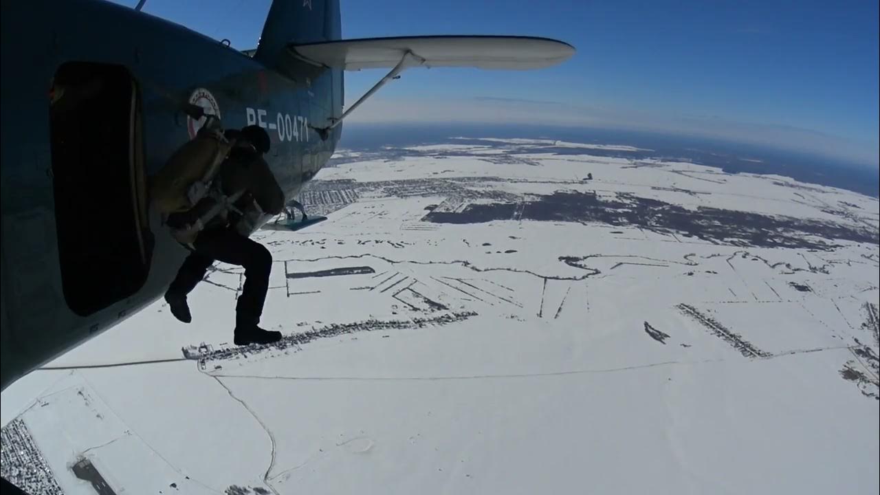Прыгни 8. Прыжок с канатом. Прыгает с вышки. Групповая акробатика парашютный спорт. Дз ватулино.