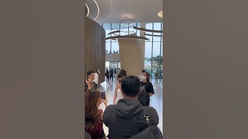 Chị chị em em Diệu Nhi Ngọc Trinh tại event