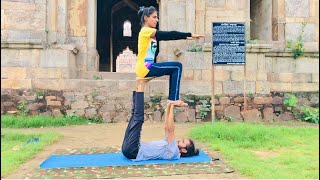 Acro Yoga For Beginners | Throne Pose | Acro Yoga Tutorial